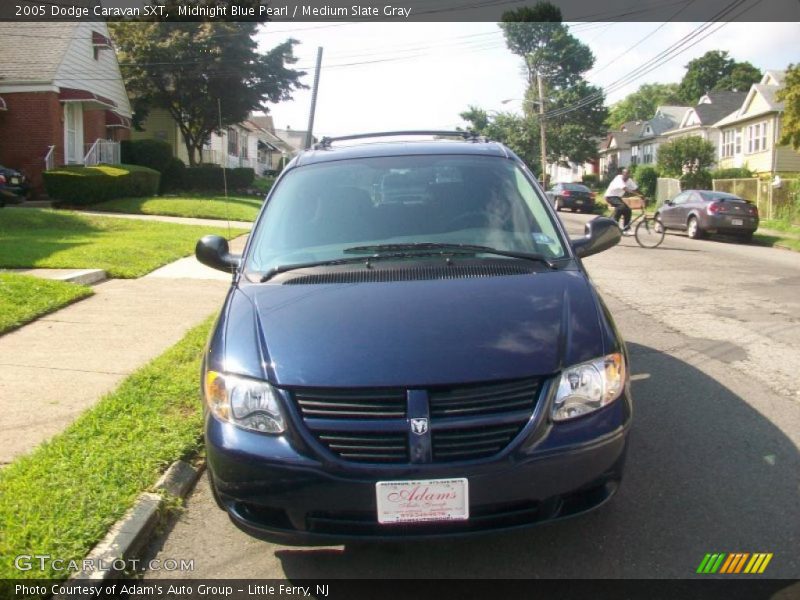 Midnight Blue Pearl / Medium Slate Gray 2005 Dodge Caravan SXT