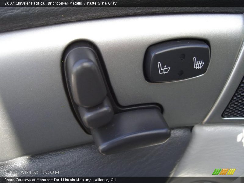 Bright Silver Metallic / Pastel Slate Gray 2007 Chrysler Pacifica