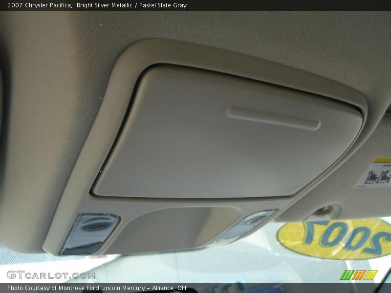 Bright Silver Metallic / Pastel Slate Gray 2007 Chrysler Pacifica