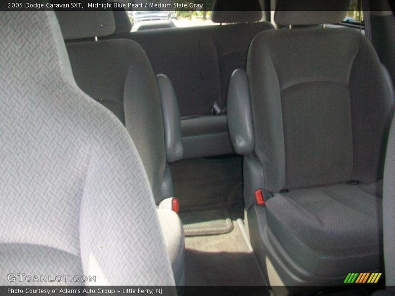 Midnight Blue Pearl / Medium Slate Gray 2005 Dodge Caravan SXT