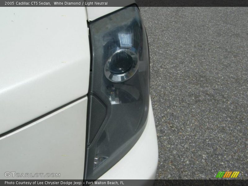 White Diamond / Light Neutral 2005 Cadillac CTS Sedan