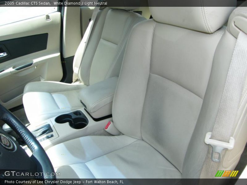 White Diamond / Light Neutral 2005 Cadillac CTS Sedan