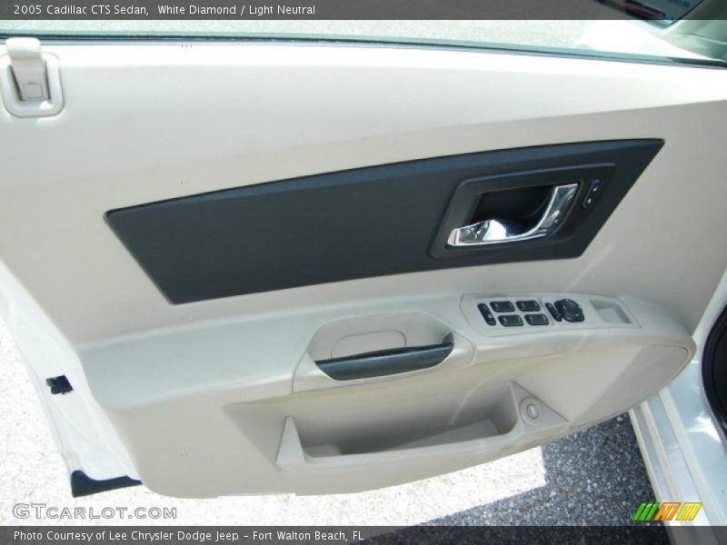 White Diamond / Light Neutral 2005 Cadillac CTS Sedan