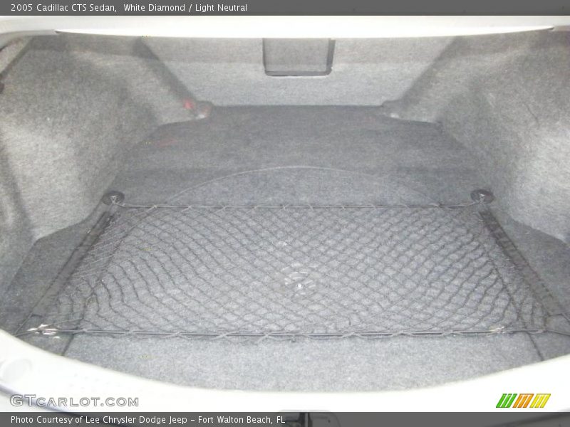 White Diamond / Light Neutral 2005 Cadillac CTS Sedan