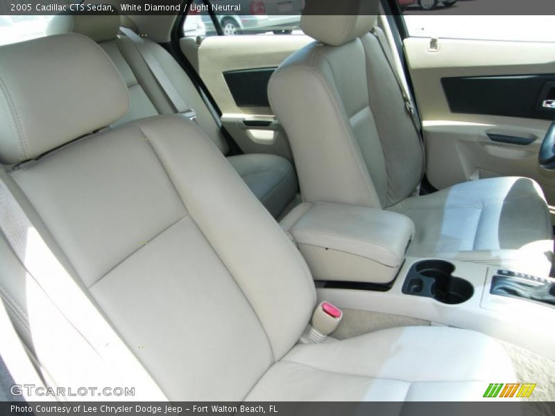 White Diamond / Light Neutral 2005 Cadillac CTS Sedan