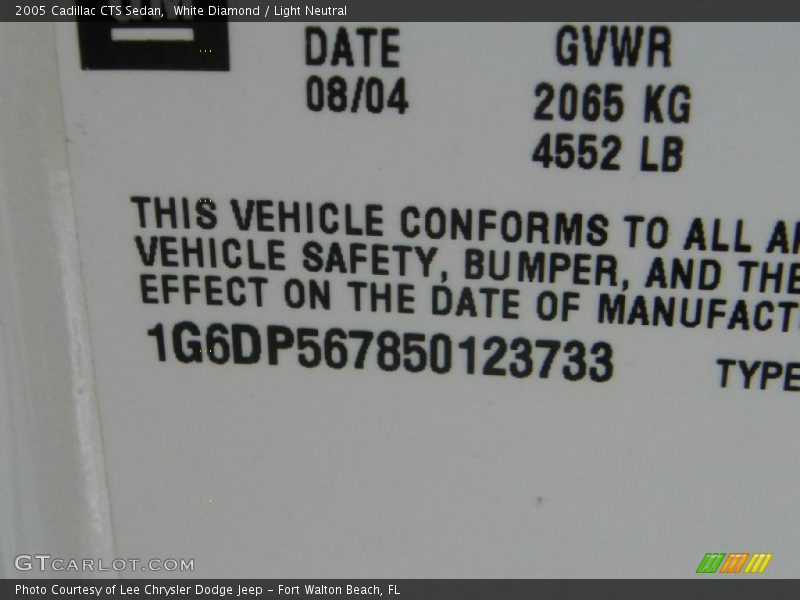 White Diamond / Light Neutral 2005 Cadillac CTS Sedan