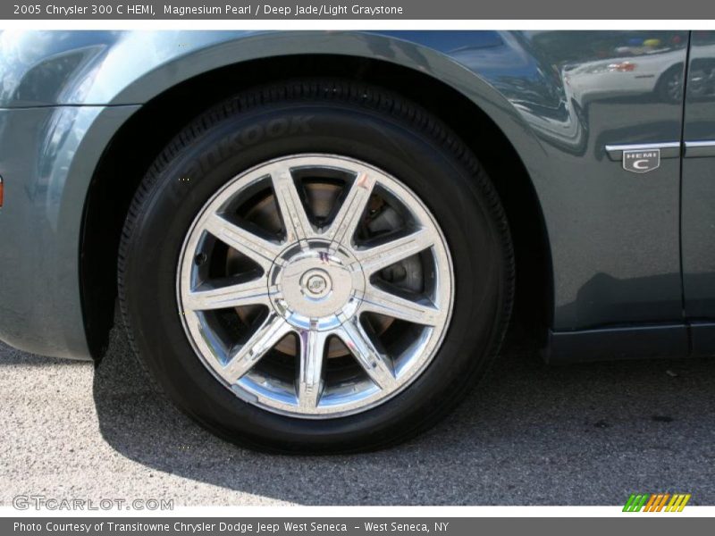 Magnesium Pearl / Deep Jade/Light Graystone 2005 Chrysler 300 C HEMI
