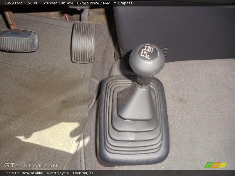 Oxford White / Medium Graphite 1999 Ford F150 XLT Extended Cab 4x4