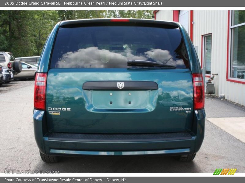 Melbourne Green Pearl / Medium Slate Gray/Light Shale 2009 Dodge Grand Caravan SE