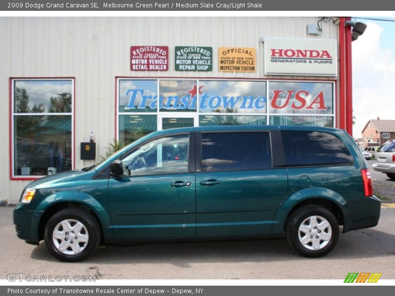 Melbourne Green Pearl / Medium Slate Gray/Light Shale 2009 Dodge Grand Caravan SE