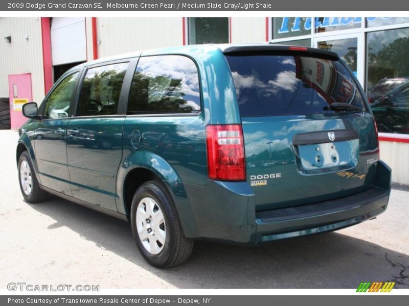 Melbourne Green Pearl / Medium Slate Gray/Light Shale 2009 Dodge Grand Caravan SE