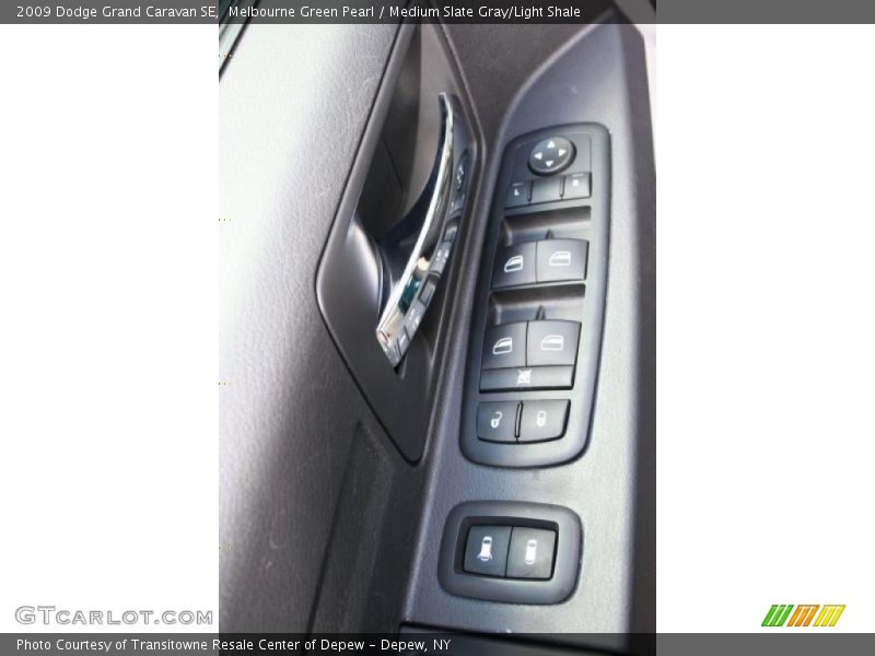 Melbourne Green Pearl / Medium Slate Gray/Light Shale 2009 Dodge Grand Caravan SE