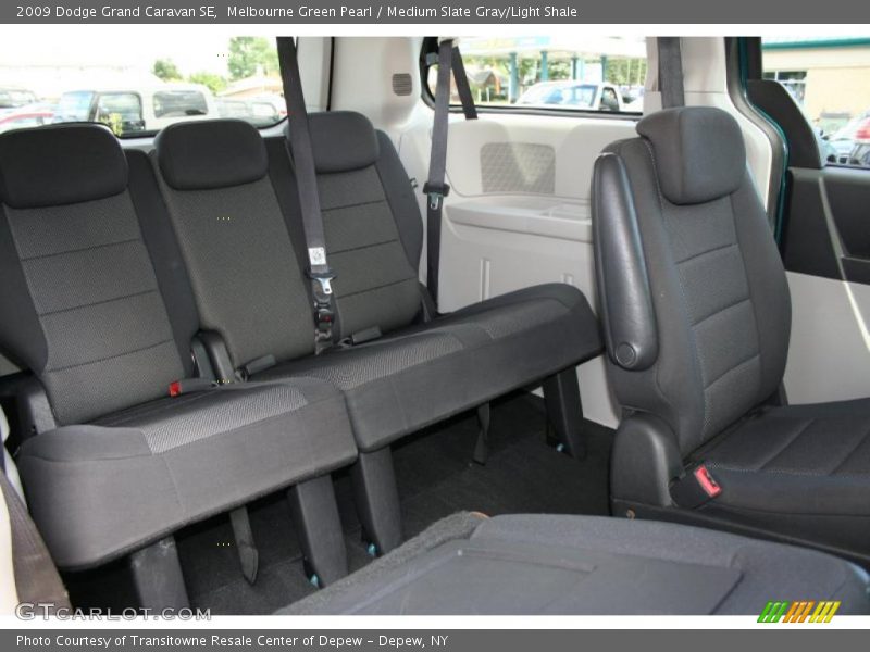 Melbourne Green Pearl / Medium Slate Gray/Light Shale 2009 Dodge Grand Caravan SE