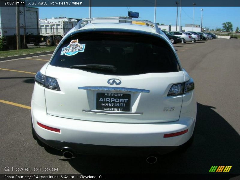 Ivory Pearl / Wheat 2007 Infiniti FX 35 AWD