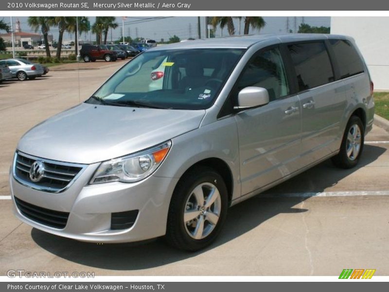 Mercury Silver Metallic / Aero Gray 2010 Volkswagen Routan SE