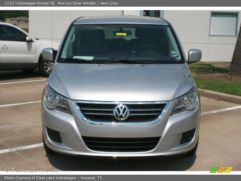 Mercury Silver Metallic / Aero Gray 2010 Volkswagen Routan SE