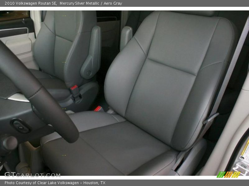 Mercury Silver Metallic / Aero Gray 2010 Volkswagen Routan SE