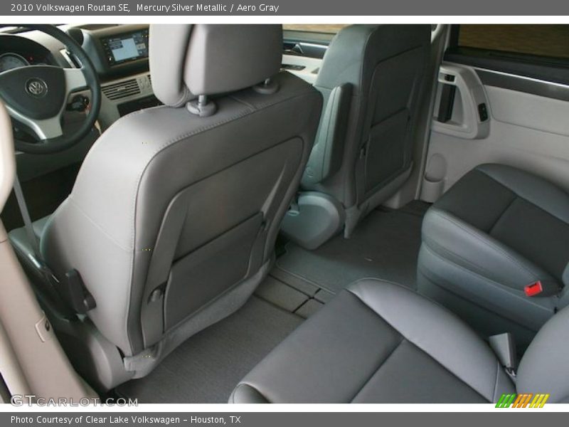 Mercury Silver Metallic / Aero Gray 2010 Volkswagen Routan SE