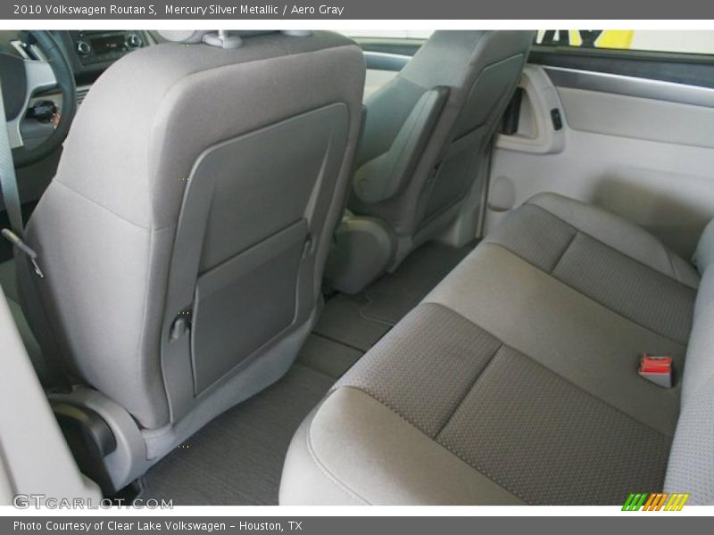 Mercury Silver Metallic / Aero Gray 2010 Volkswagen Routan S