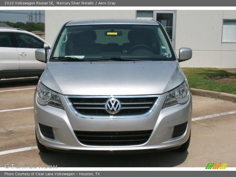 Mercury Silver Metallic / Aero Gray 2010 Volkswagen Routan SE