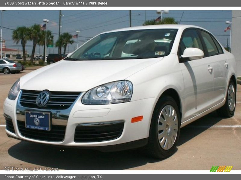 Candy White / Pure Beige 2009 Volkswagen Jetta S Sedan