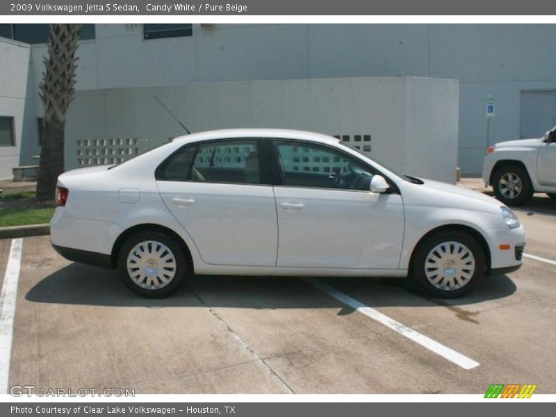 Candy White / Pure Beige 2009 Volkswagen Jetta S Sedan