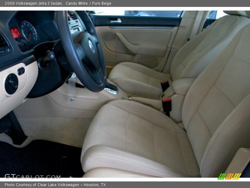 Candy White / Pure Beige 2009 Volkswagen Jetta S Sedan
