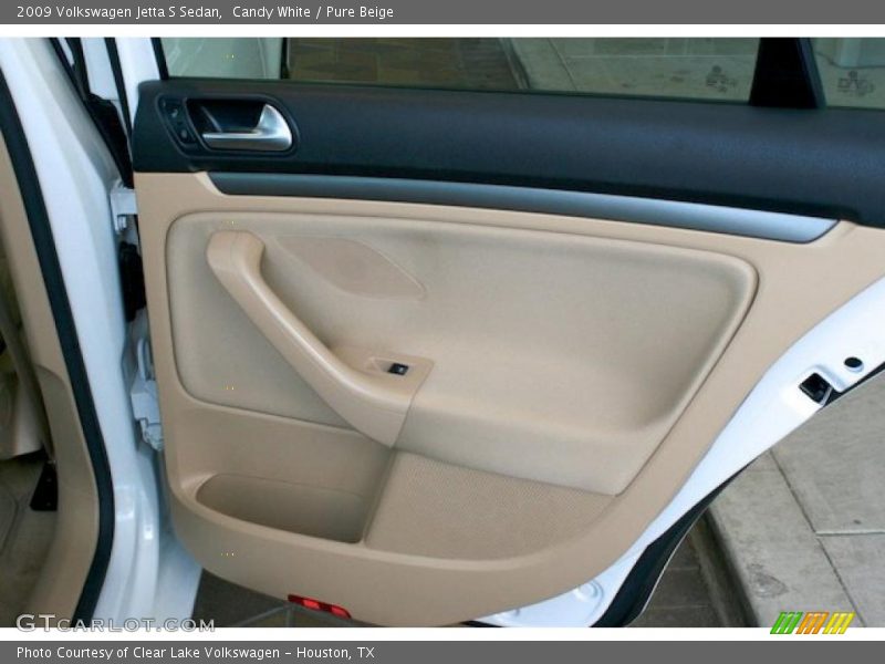 Candy White / Pure Beige 2009 Volkswagen Jetta S Sedan