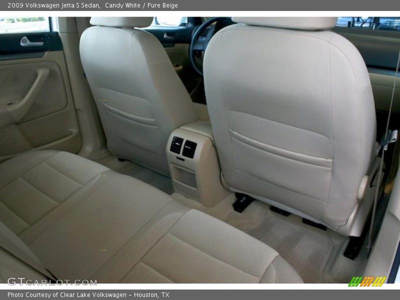 Candy White / Pure Beige 2009 Volkswagen Jetta S Sedan