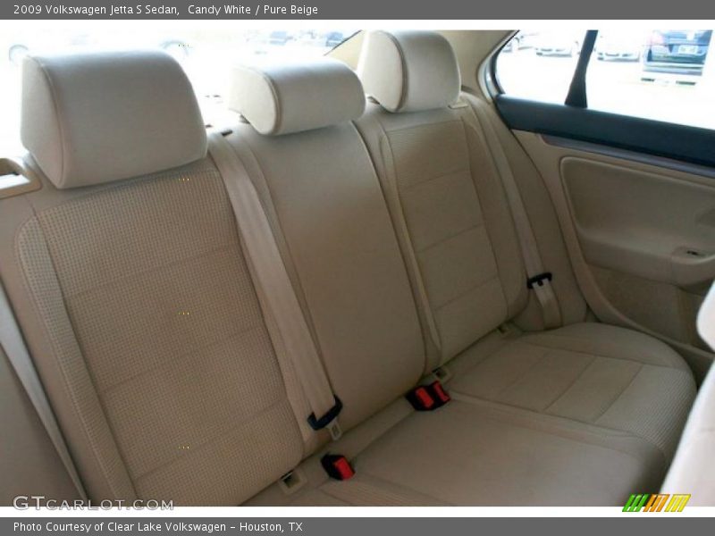 Candy White / Pure Beige 2009 Volkswagen Jetta S Sedan