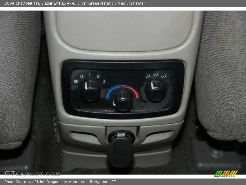 Silver Green Metallic / Medium Pewter 2004 Chevrolet TrailBlazer EXT LS 4x4