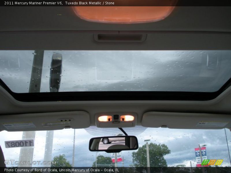 Tuxedo Black Metallic / Stone 2011 Mercury Mariner Premier V6
