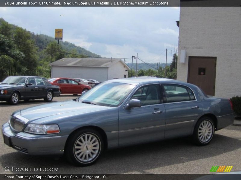 Medium Steel Blue Metallic / Dark Stone/Medium Light Stone 2004 Lincoln Town Car Ultimate