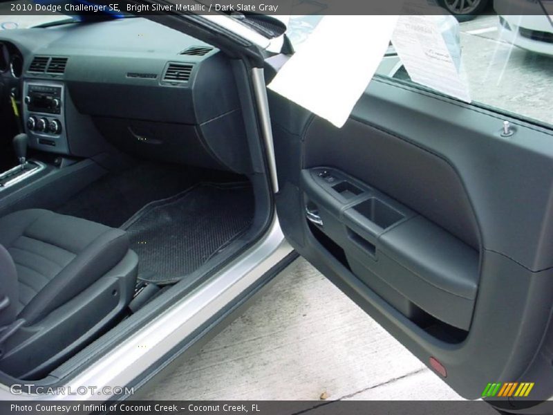 Bright Silver Metallic / Dark Slate Gray 2010 Dodge Challenger SE