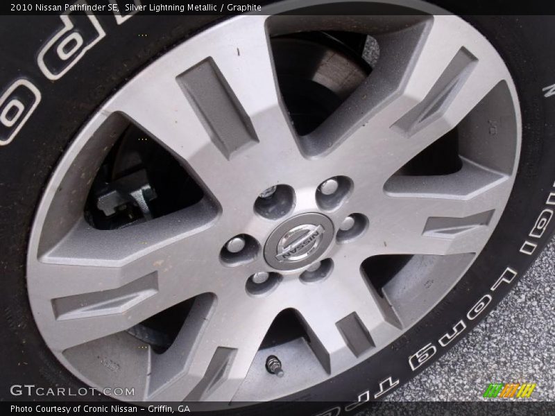 Silver Lightning Metallic / Graphite 2010 Nissan Pathfinder SE