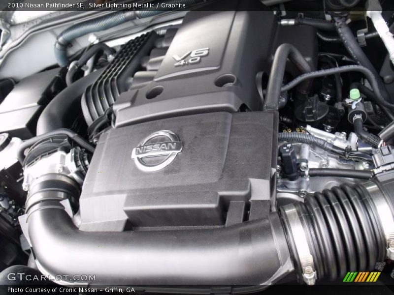 Silver Lightning Metallic / Graphite 2010 Nissan Pathfinder SE