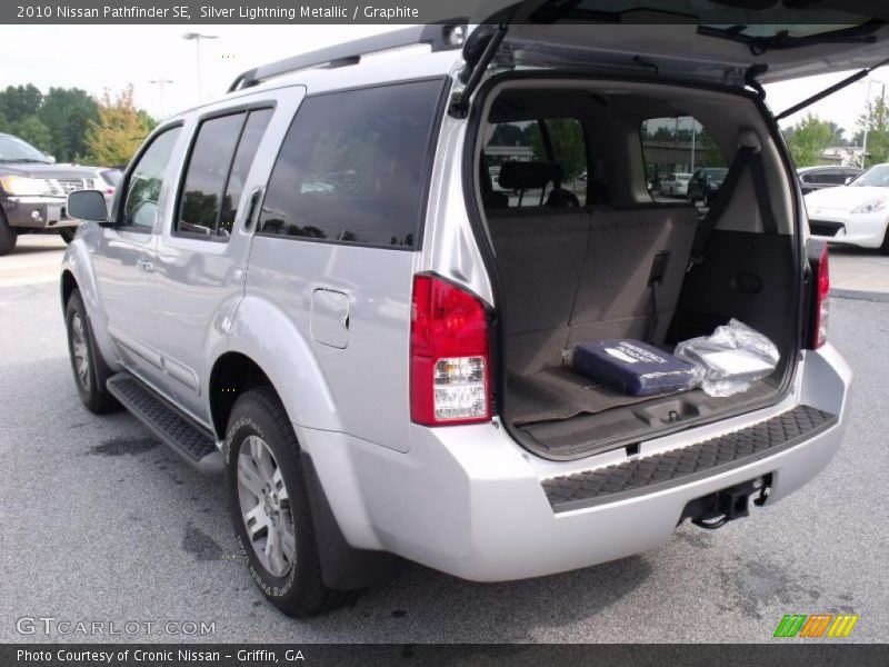 Silver Lightning Metallic / Graphite 2010 Nissan Pathfinder SE