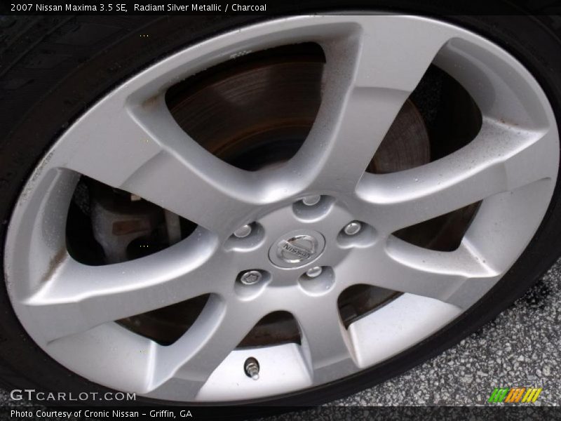 Radiant Silver Metallic / Charcoal 2007 Nissan Maxima 3.5 SE