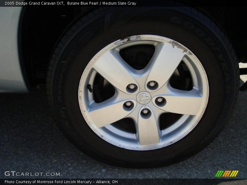 Butane Blue Pearl / Medium Slate Gray 2005 Dodge Grand Caravan SXT