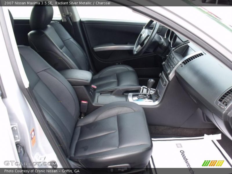 Radiant Silver Metallic / Charcoal 2007 Nissan Maxima 3.5 SE