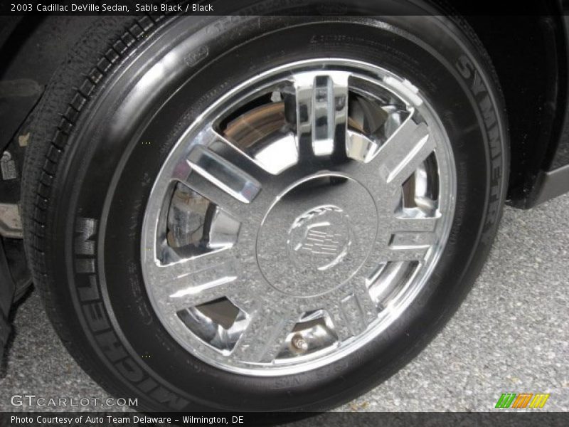 Sable Black / Black 2003 Cadillac DeVille Sedan