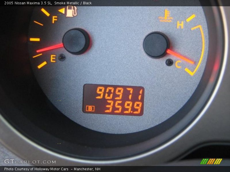 Smoke Metallic / Black 2005 Nissan Maxima 3.5 SL