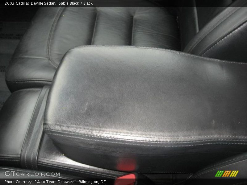 Sable Black / Black 2003 Cadillac DeVille Sedan