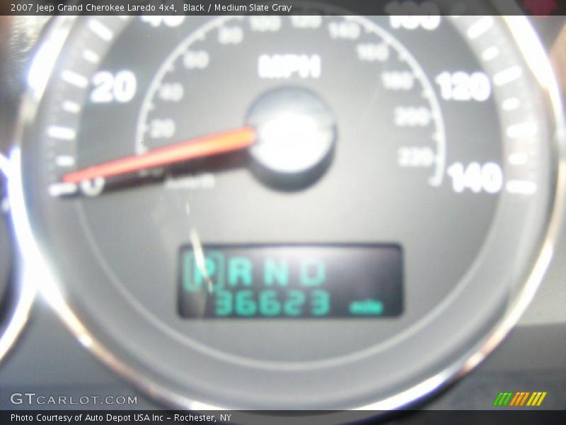 Black / Medium Slate Gray 2007 Jeep Grand Cherokee Laredo 4x4