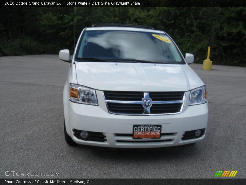 Stone White / Dark Slate Gray/Light Shale 2010 Dodge Grand Caravan SXT