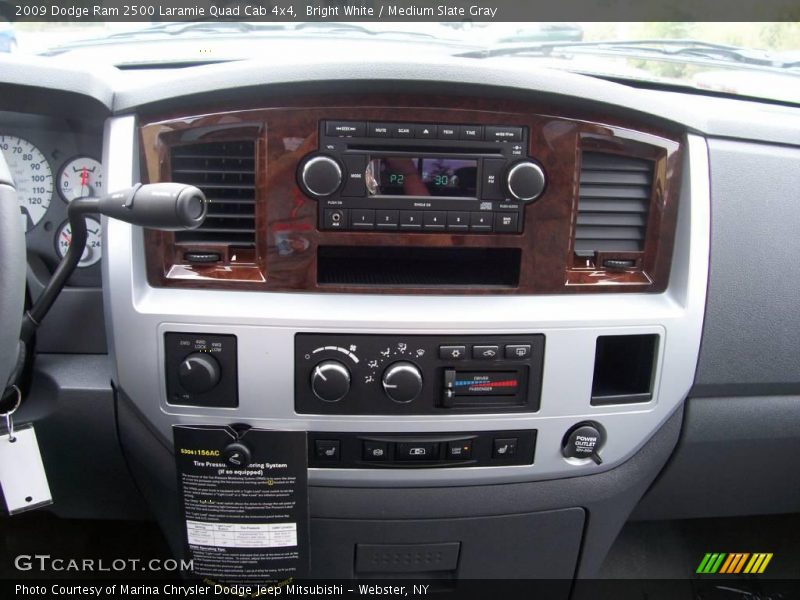 Bright White / Medium Slate Gray 2009 Dodge Ram 2500 Laramie Quad Cab 4x4