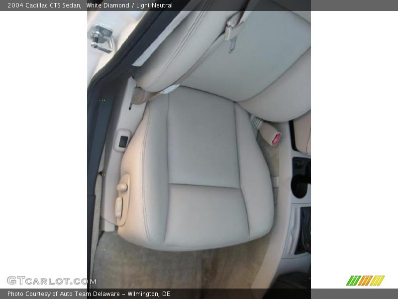 White Diamond / Light Neutral 2004 Cadillac CTS Sedan
