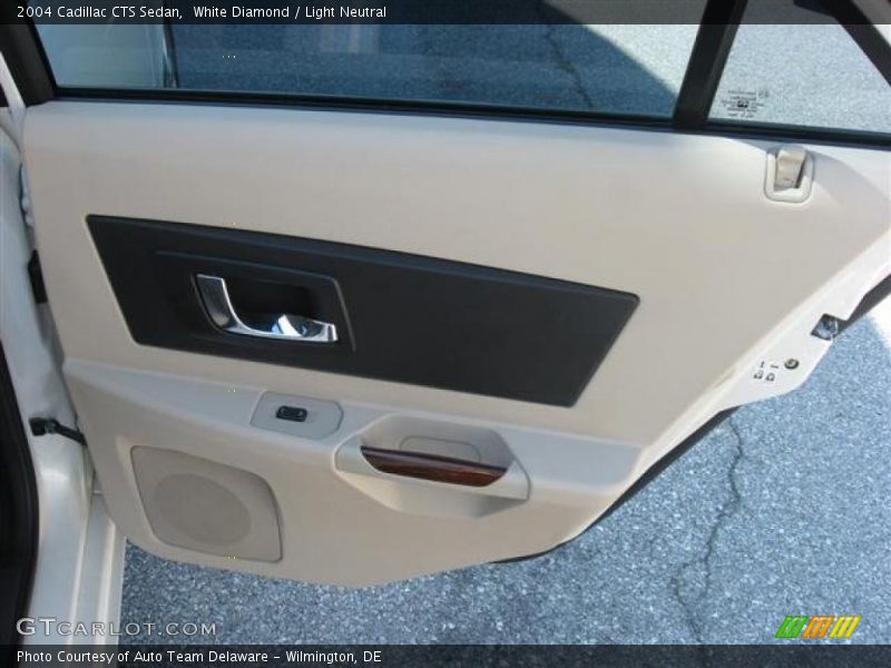 White Diamond / Light Neutral 2004 Cadillac CTS Sedan
