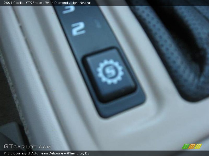 White Diamond / Light Neutral 2004 Cadillac CTS Sedan