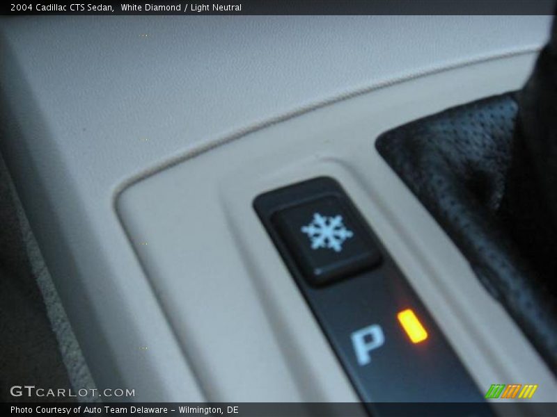 White Diamond / Light Neutral 2004 Cadillac CTS Sedan